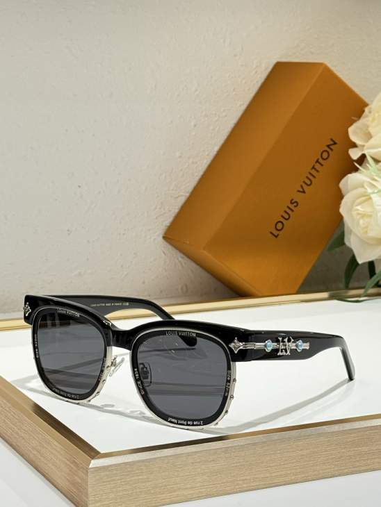 Picture of Louis Vuitton Sunglasses _SKUfw75840742fw